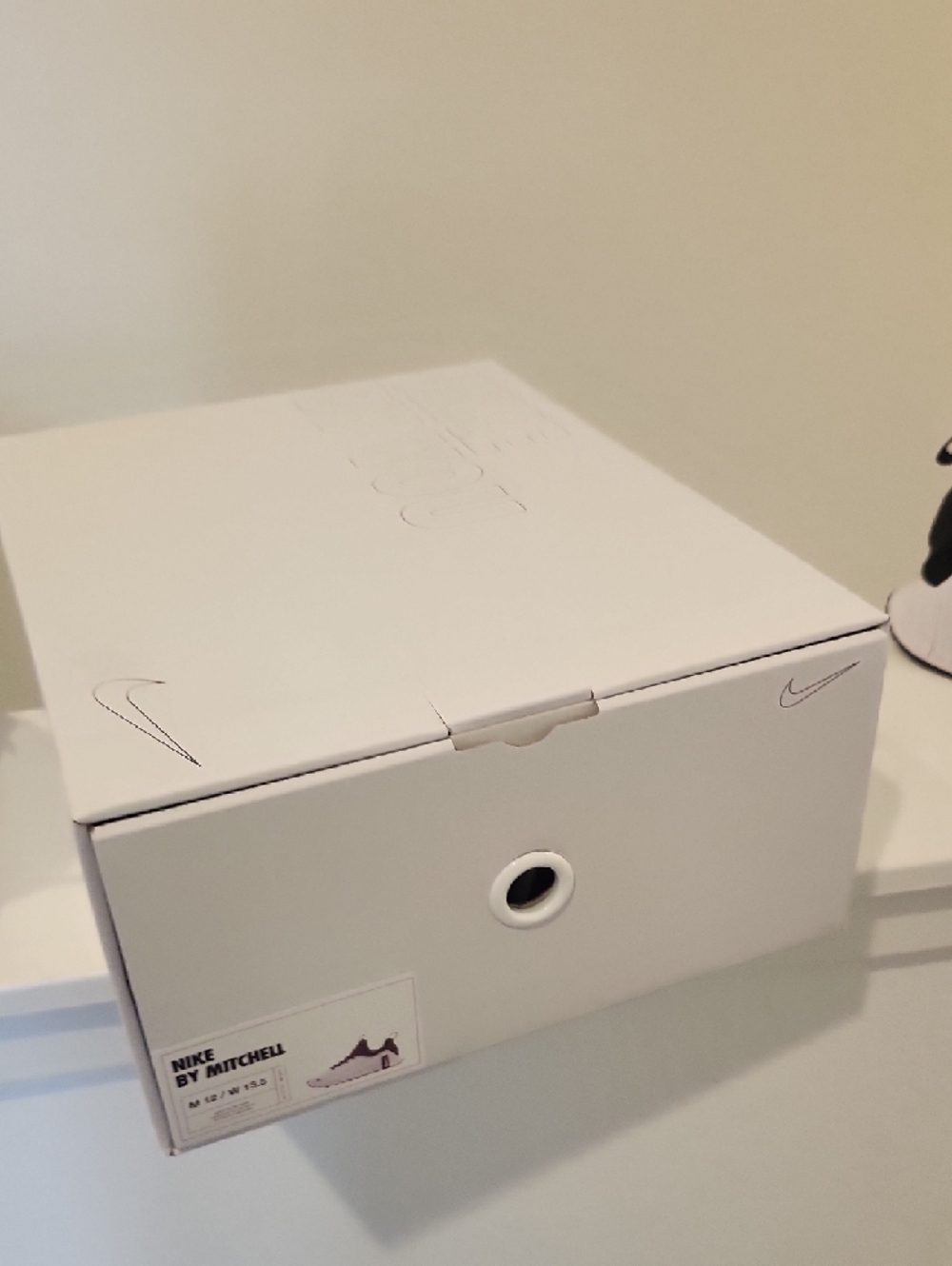 Nike White and Black Training Sneakers Custom Metcom - Picture 11 of 12